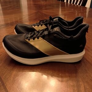 Tracksmith Eliot Racer, MENS, size 13.5